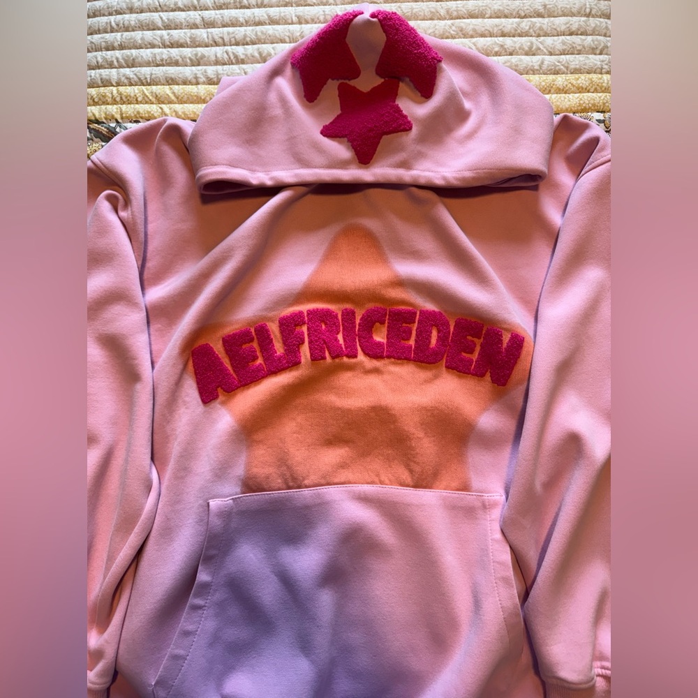 Aelfric Eden soft pink hoodie!!!